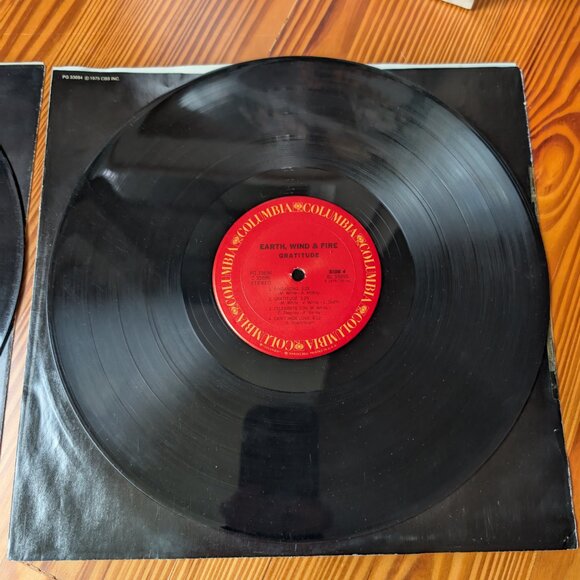 Earth, Wind & Fire Gratitude Vinyl Record - Picture 12 of 13